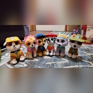 Paw Patrol stuffed animal set